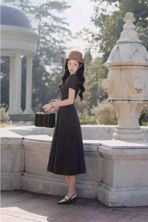 Váy Nữ Thiết Kế Dáng Xòe Cổ Sen Phối Màu Retro Tiểu Thư SOLEIL - Solin Dress VD155